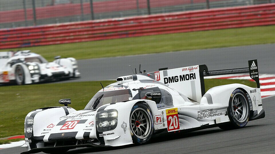 Timo Bernhard und seine Kollegen belegten Platz 3, Foto: Porsche