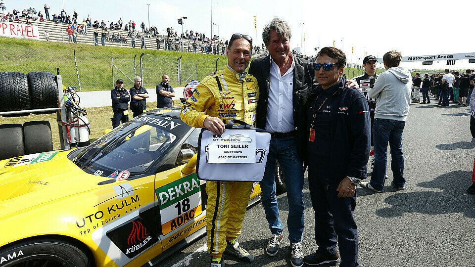 Auch ADAC Sportpräsident Hermann Tomczyk gab sich die Ehre, Foto: ADAC GT Masters