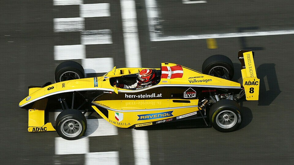 Auch am Hockenheimring siegreich: Mikkel Jensen, Foto: ADAC Formel Masters
