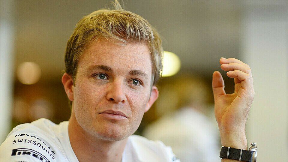 Rosberg will noch nicht an den Titel denken, Foto: Sutton