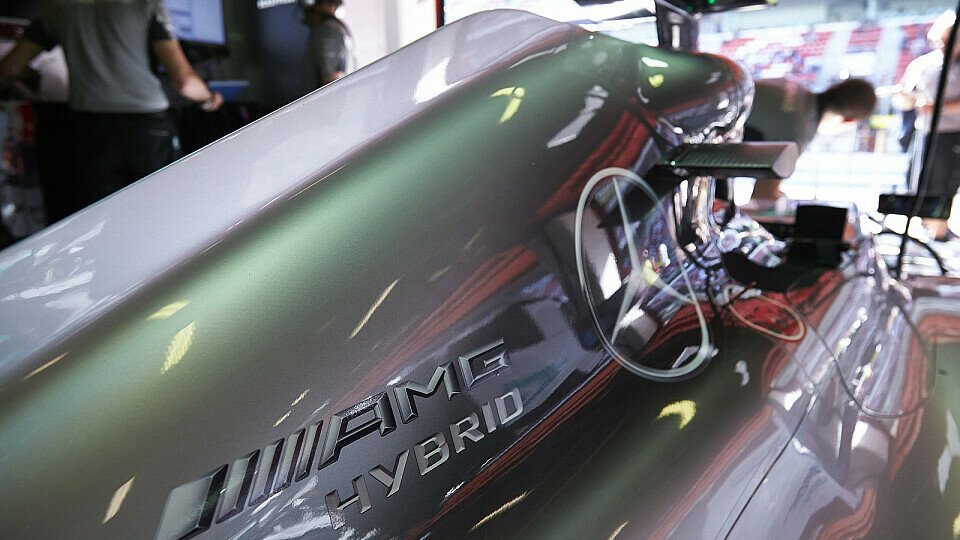 Hybrid - steht nicht nur drauf, sondern steckt auch drin, Foto: Mercedes-Benz