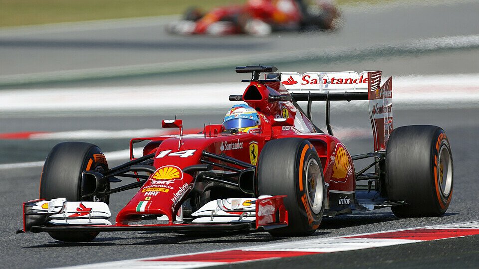 Die Bedingungen in Spanien liegen dem Ferrari nicht, Foto: Sutton