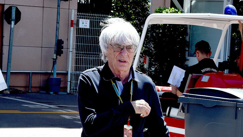 Bernie Ecclestone reiste trotz Krankheit in Monaco an, Foto: Sutton