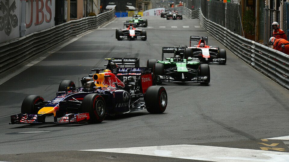 Wieder endete das Rennen für Sebastian Vettel vorzeitig, Foto: Sutton