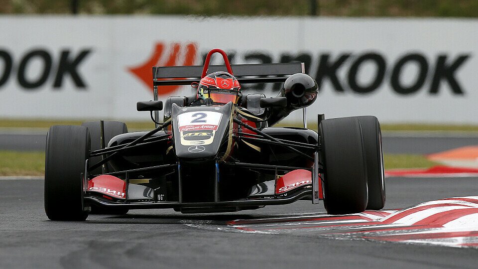 Esteban Ocon fuhr dem Feld davon, Foto: FIA F3
