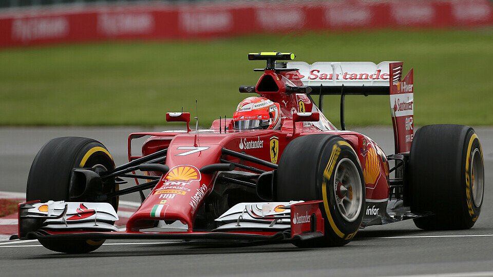 Kimi Räikkönen war am Freitag minimal schneller als Fernando Alonso, Foto: Sutton
