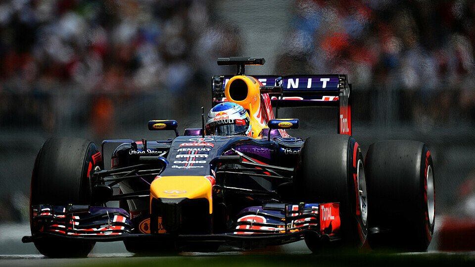 Vettel ließ es fliegen und holte Startplatz drei, Foto: Sutton
