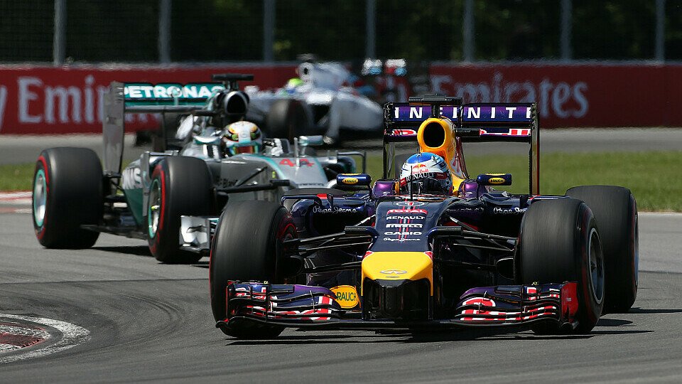 Vettel erwischte einen sehr guten Start, Foto: Sutton