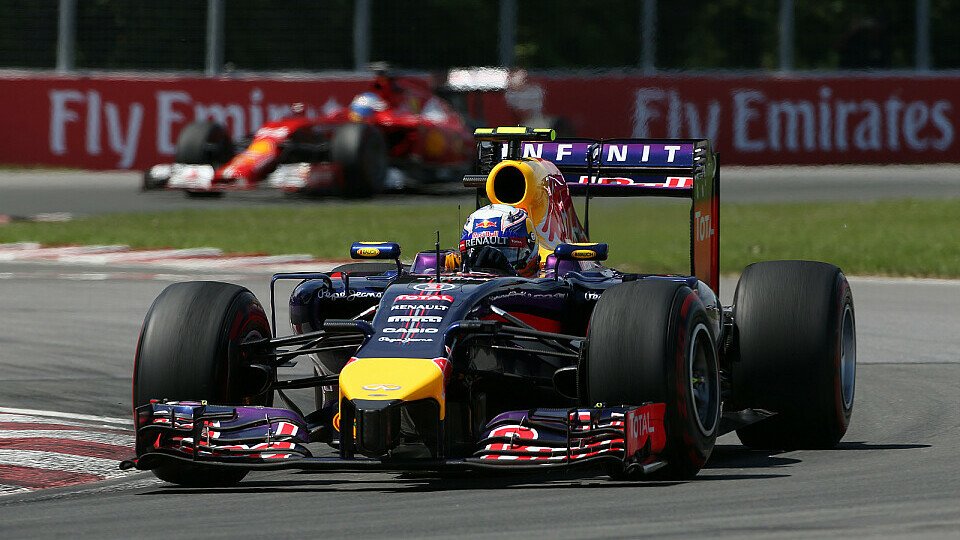 Daniel Ricciardo feierte mit Red Bull den ersten Sieg seiner Karriere, Foto: Sutton