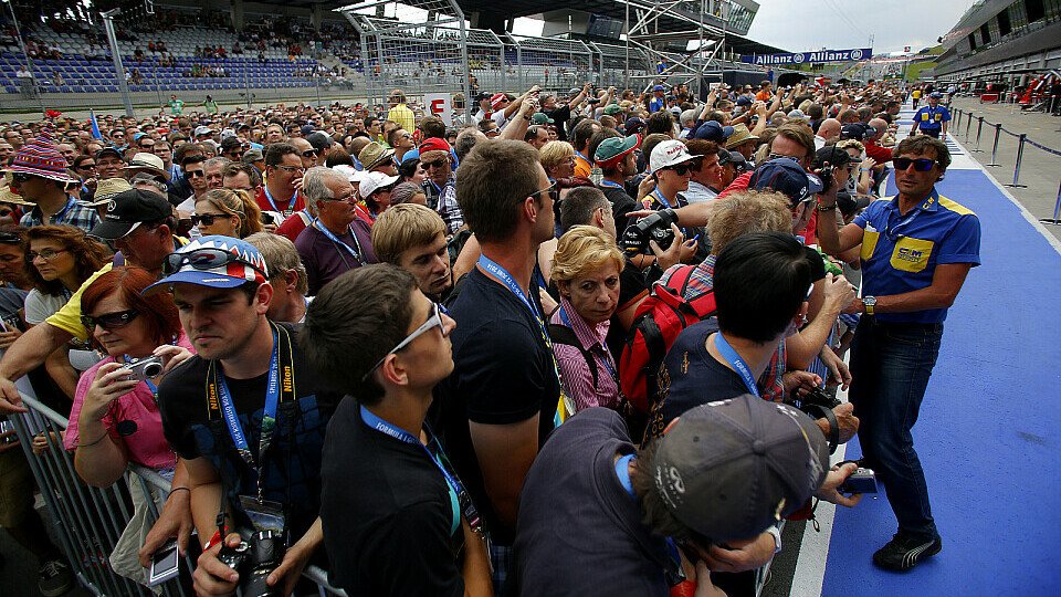 Mega-Andrang am Red Bull Ring: Die Formel 1 kommt in Österreich super an, Foto: Sutton