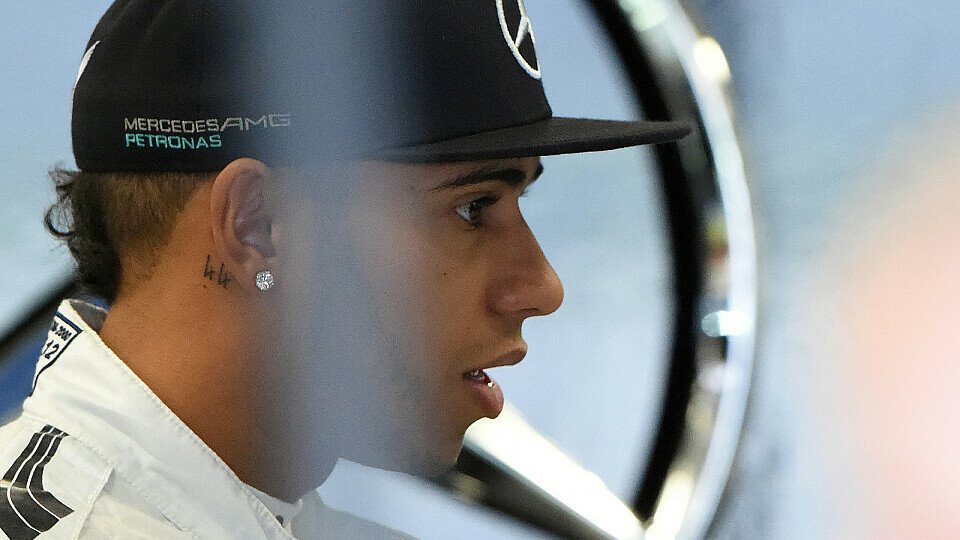 Lewis Hamilton verpatzte das Qualifying, Foto: Sutton