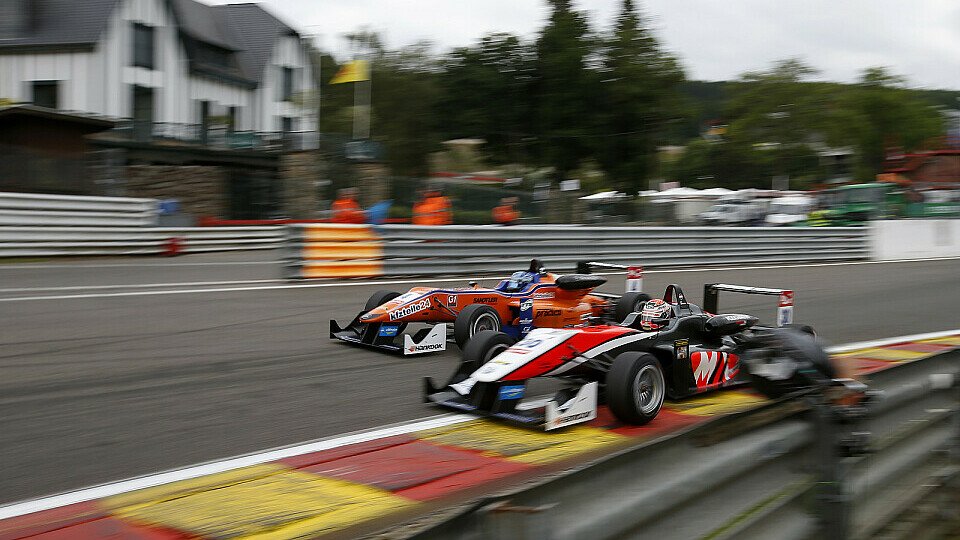 Max Verstappen feiert zweiten Sieg in Spa-Francorchamps, Foto: FIA F3