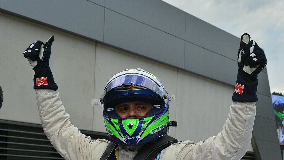 Felipe Massa feierte seine Pole Position überschwänglich, Foto: Sutton