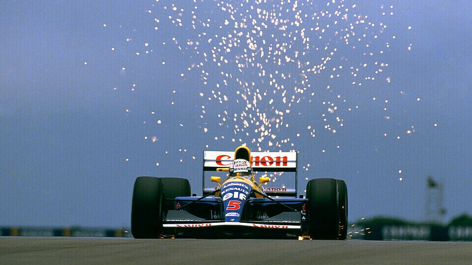 Funken sehen auch in der Formel 1 gut aus, Foto: Sutton