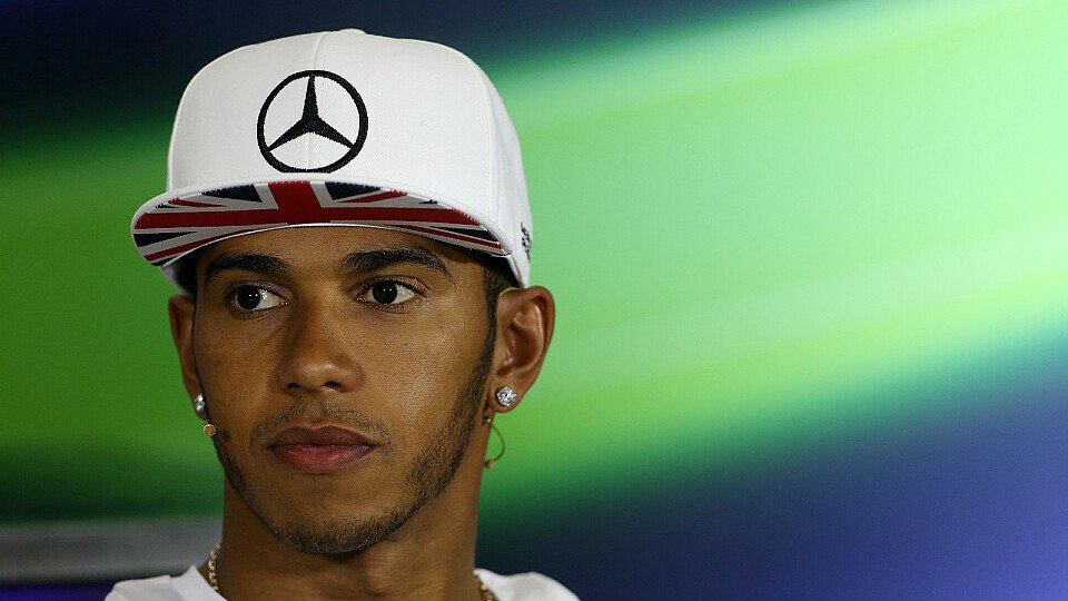 Lewis Hamilton will die heimischen Fans in Silverstone glücklich machen, Foto: Sutton