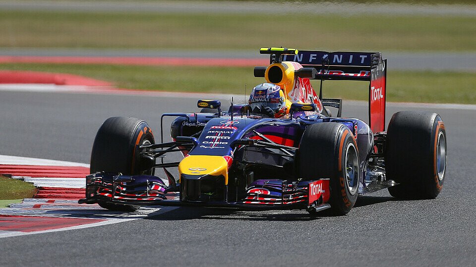 Ricciardo ist froh, dass er keine Strafe erhielt, Foto: Sutton
