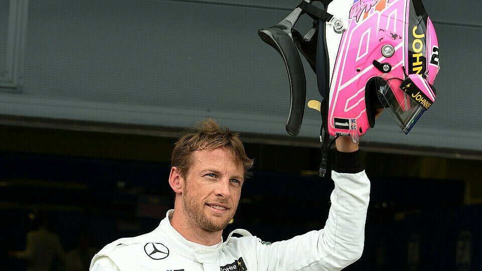 Jenson Button fuhr seinen schwächelnden McLaren auf Startplatz 3 in Silvestone, Foto: Sutton