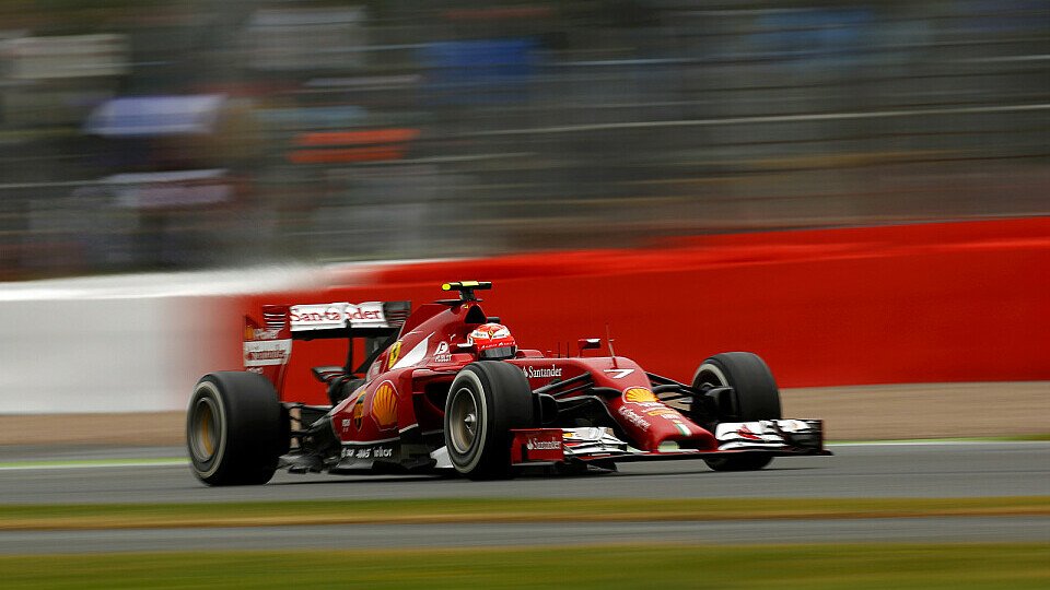 Kimi Räikkönen musste das Rennen nach einem Unfall in der ersten Runde beenden, Foto: Sutton