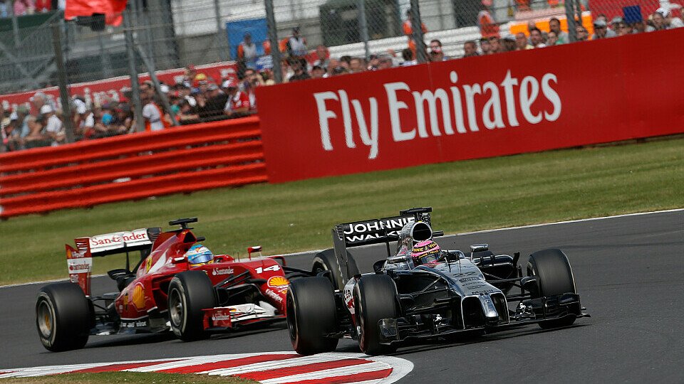 Wann springt Alonso vom Ferrari in den McLaren?, Foto: Sutton