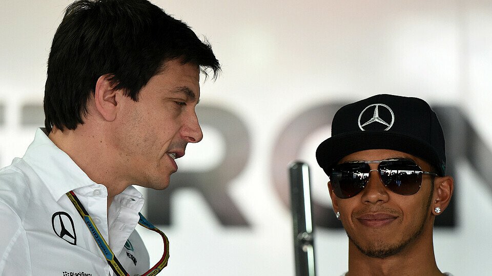Toto Wolff möchte auf jeden Fall mit Lewis Hamilton bei Mercedes verlängern, Foto: Sutton