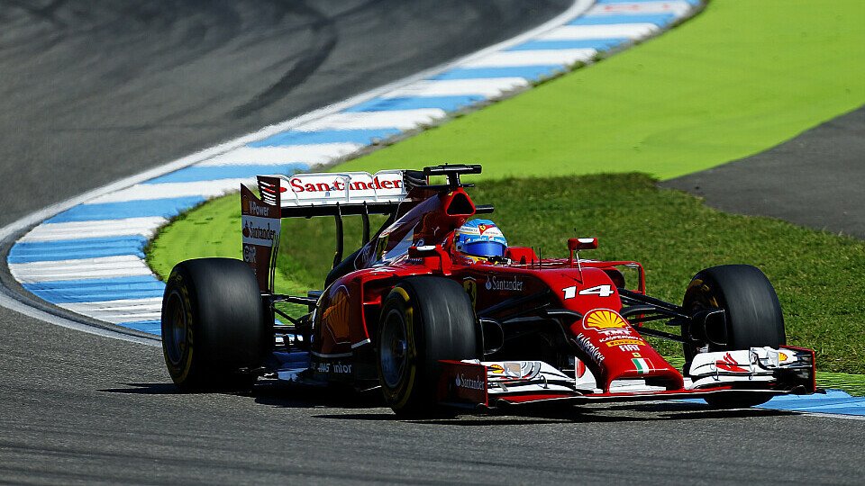 Fernando Alonso war einmal mehr der schnellere Ferrari-Pilot, Foto: Sutton