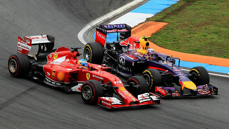 Fernando Alonso zeigte auf dem Hockenheimring einmal mehr Racing vom Feinsten, Foto: Sutton