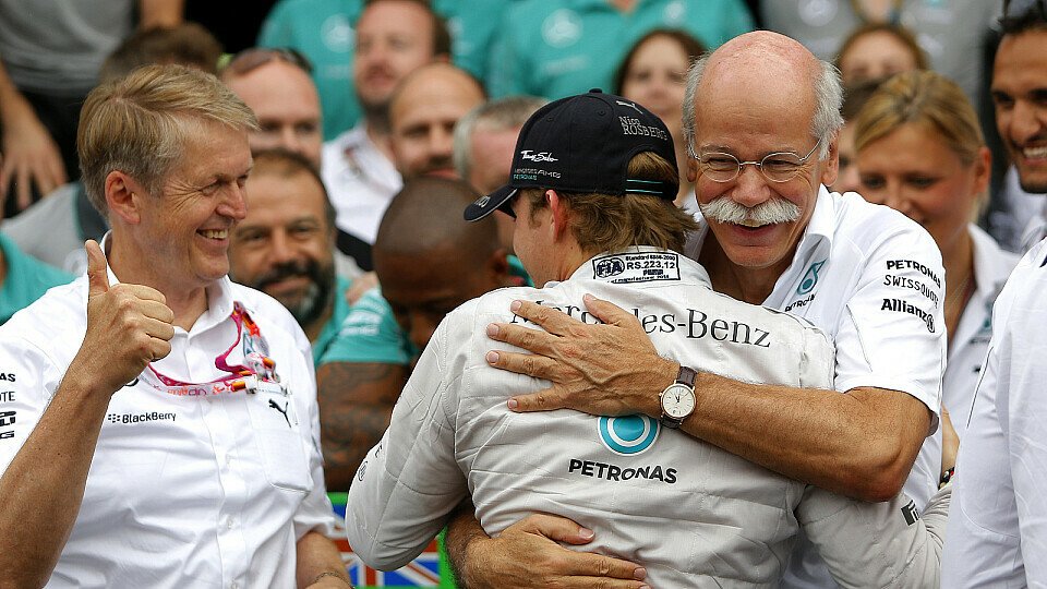 Dieter Zetsche erkennt erst jetzt den wahren Wert von Nico Rosbergs Rücktritt, Foto: Sutton