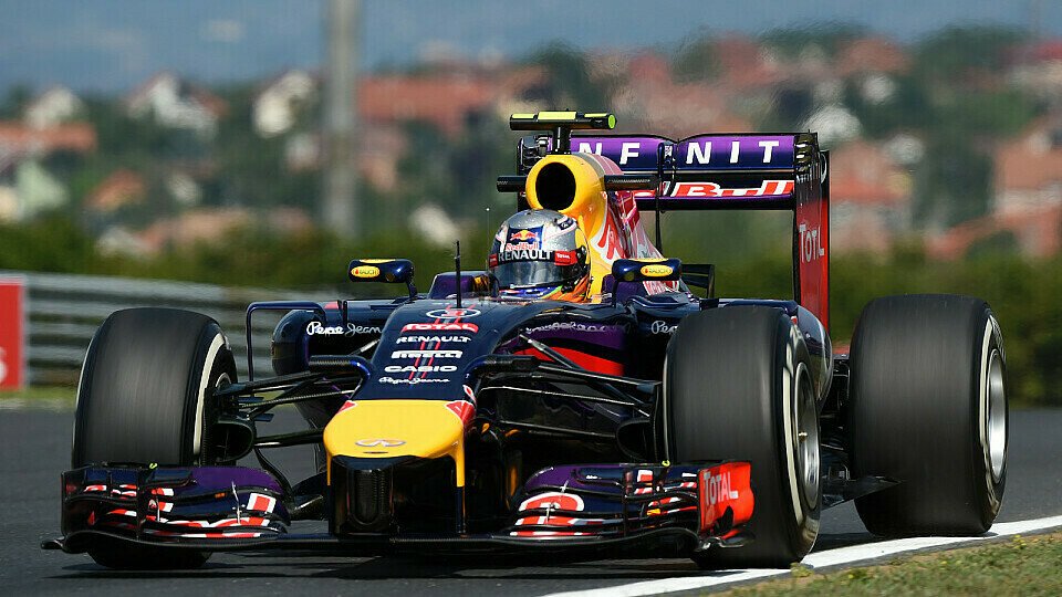 Daniel Ricciardo sucht die Pace, Foto: Sutton