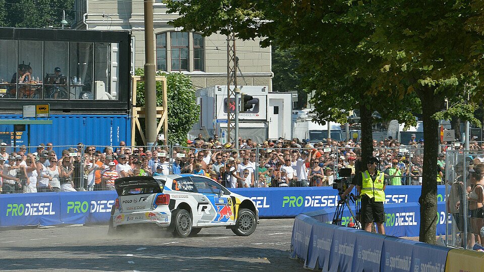 Aktuelle wie ehemalige Rallye-Piloten genossen den Wettstreit, Foto: Volkswagen Motorsport