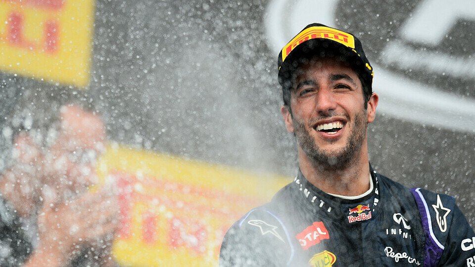 Ricciardo ließ in der Schlussphase Alonso und Hamilton hinter sich, Foto: Sutton
