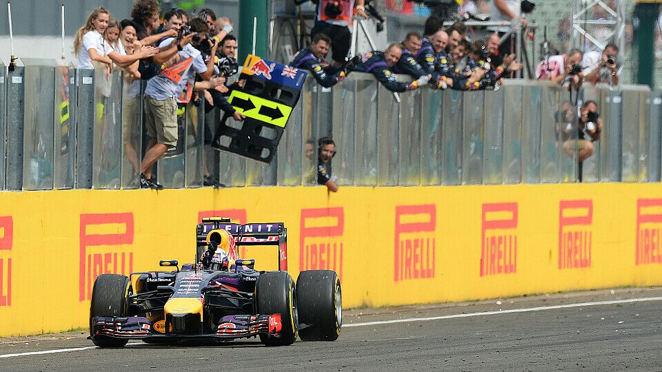 Daniel Ricciardo gewann den Großen Preis von Ungarn 2014, Foto: Sutton