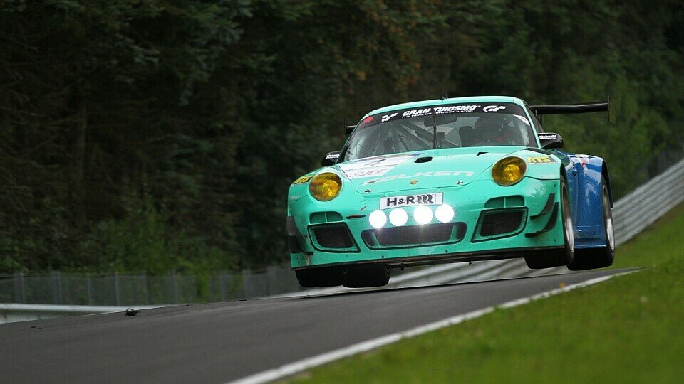 Der Falken-Porsche startet am Samstag von der Pole-Position, Foto: Patrick Funk
