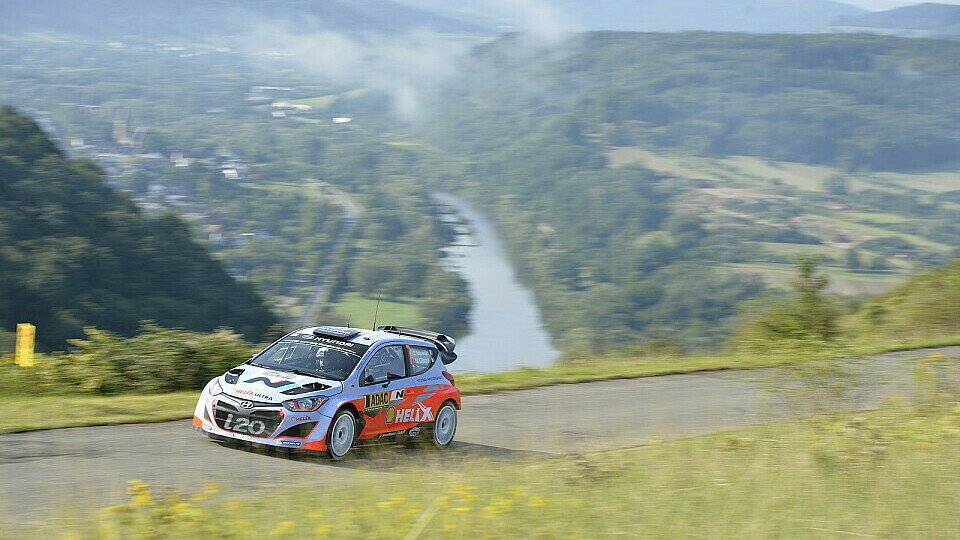 4,60 km langes Warm-up für den deutschen Lauf zur FIA WRC, Foto: ADAC Rallye Deutschland