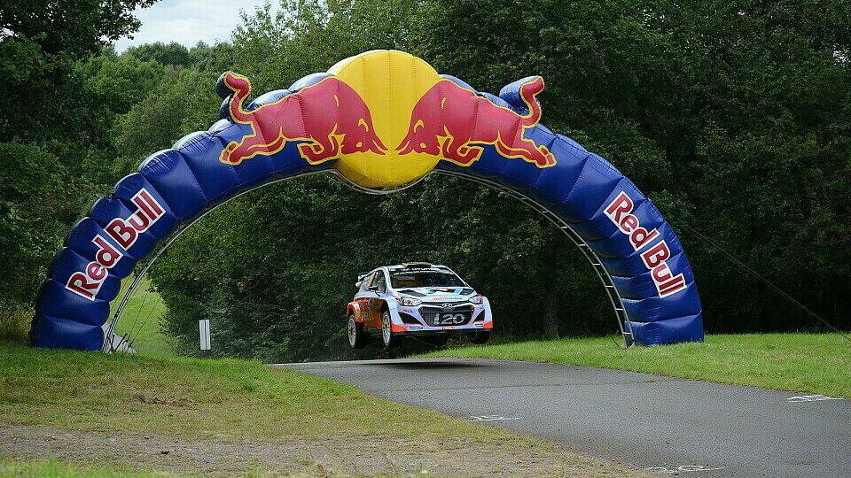 Thierry Neuville gewinnt in Deutschland, Foto: ADAC Rallye Deutschland