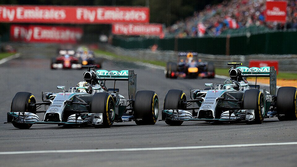 Hamilton und Rosberg in Spa, Foto: Sutton