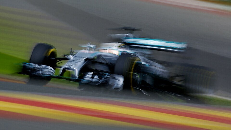 Mercedes sorgte für ein Rennen, dass so schnell wohl niemand vergessen wird, Foto: Sutton