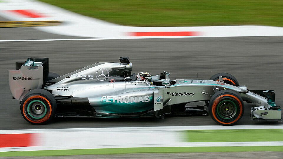 Lewis Hamilton triumphiert in Monza, Foto: Sutton