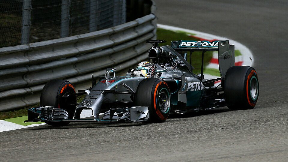 Lewis Hamilton steht in Monza auf Pole Position, Foto: Sutton