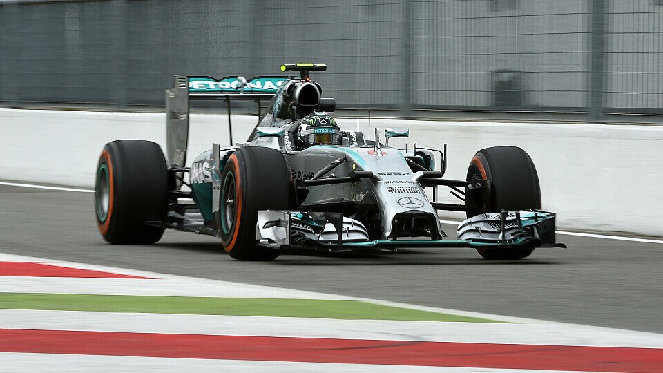 Rosberg schlug im zweiten Freien Training zurück, Foto: Sutton