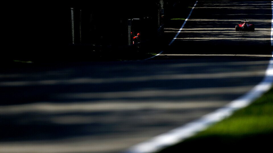 Kimi Räikkönen hofft auf bessere Chancen im Rennen, Foto: Sutton