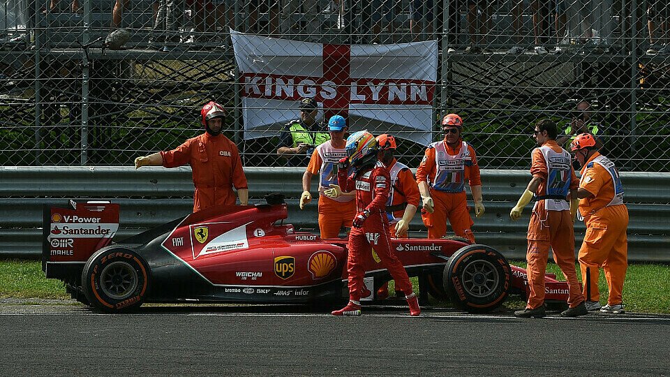 Fernando Alonso fiel in Monza vorzeitig aus, Foto: Sutton