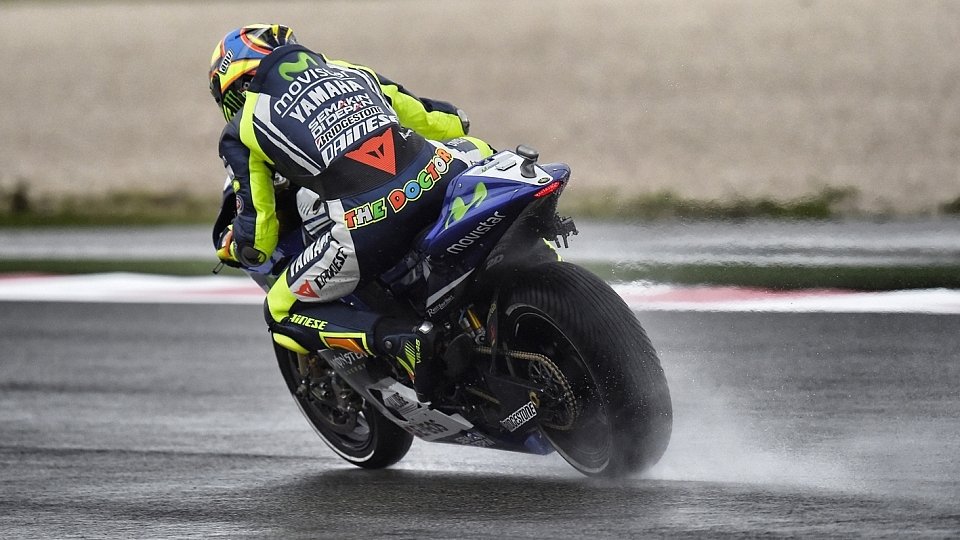 Valentino Rossi kam auf seiner Heimstreccke am Freitag nicht wirklich gut zurecht, Foto: Movistar Yamaha MotoGP
