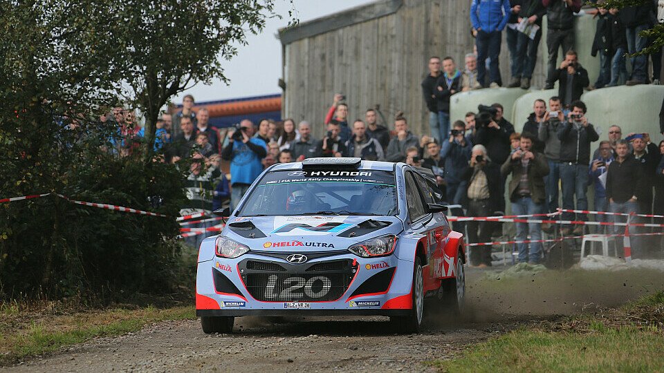 Thierry Neuville reist mit dem Sieg bei der East Belgian Rally im Gepäck nach Frankreich, Foto: Hyundai
