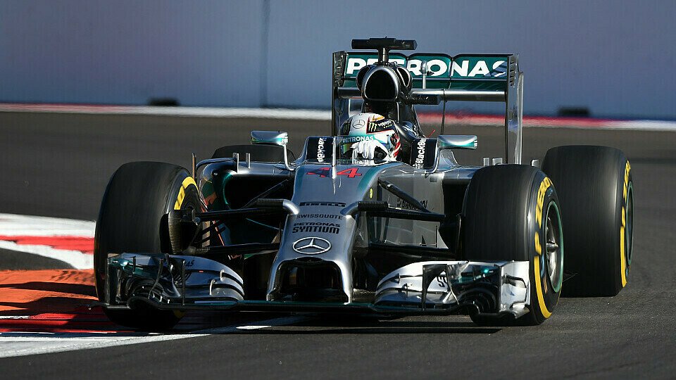 Lewis Hamilton hatte wieder die Nase knapp vorn, Foto: Sutton