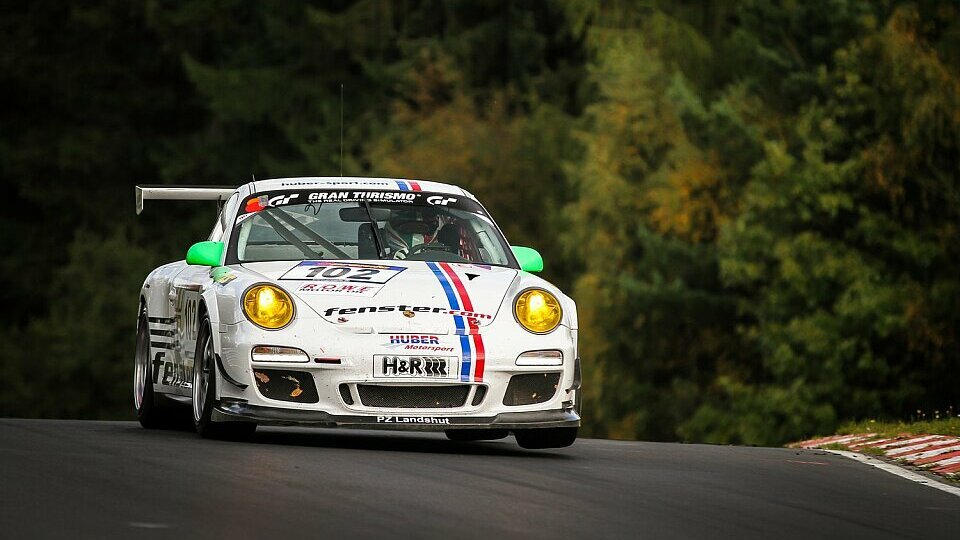 Der Porsche von Huber Motorsport fuhr auf den fünften Rang in der Klasse, Foto: Patrick Funk