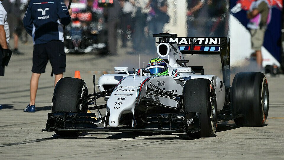 Der zweite Boxenstopp verlief bei Felipe Massa nicht nach Plan, Foto: Sutton