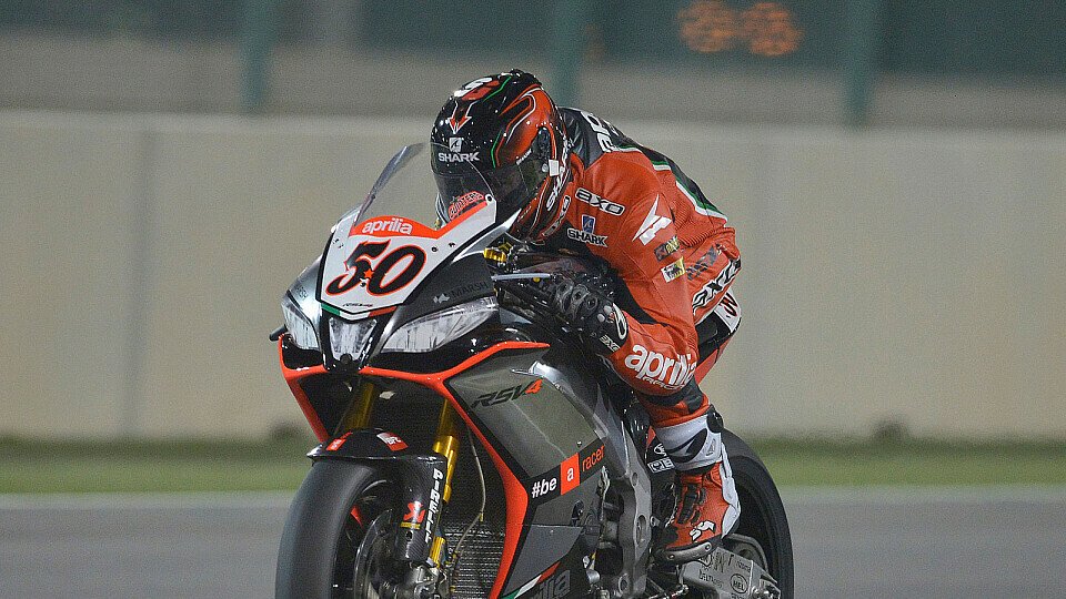 Sylvain Guintoli holt den Titel in Katar, Foto: Aprilia Racing