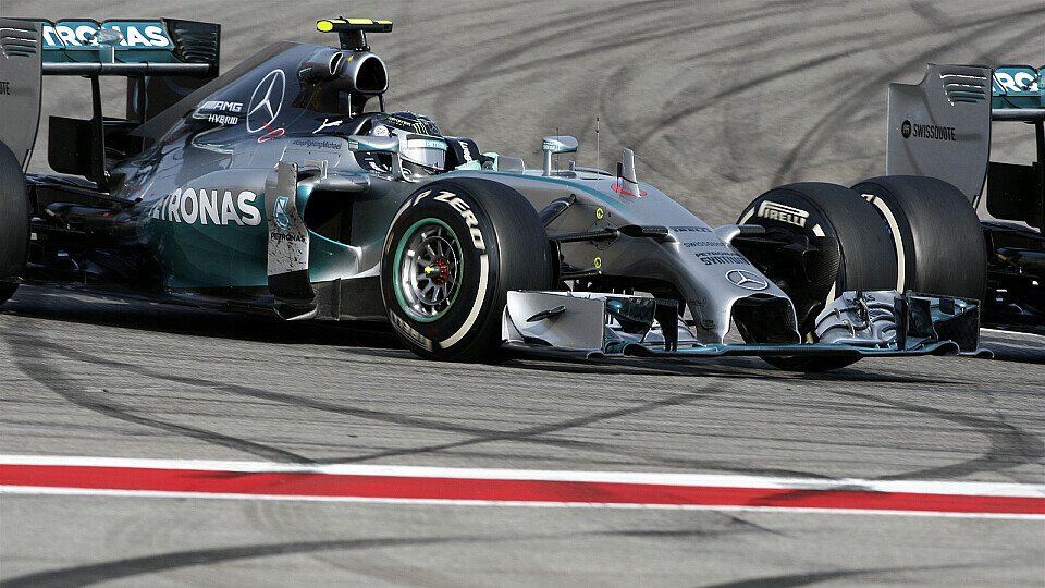 Hamilton und Rosberg kamen sich oft sehr nah, Foto: Sutton