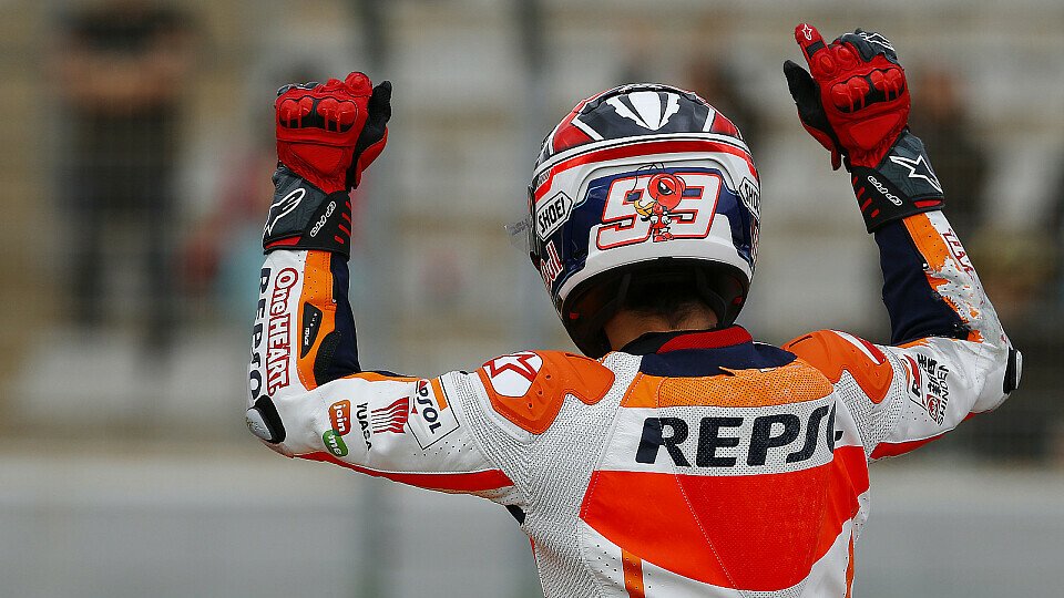 Marc Marquez hatte in Valencia gleich doppelt Grund zum Feiern, Foto: Repsol Honda