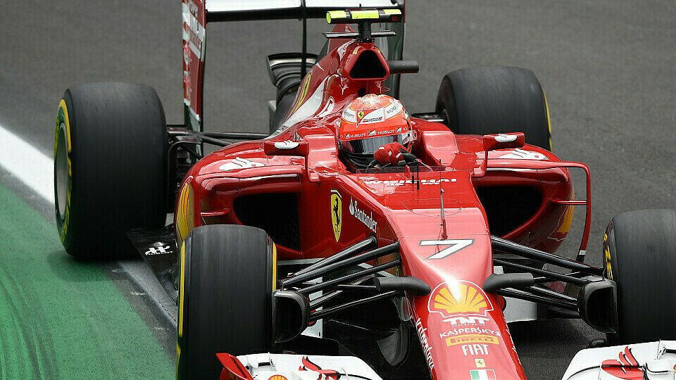 Kimi Räikkönen versuchte sich in Brasilien auf einer Zwei-Stopp-Strategie, Foto: Sutton